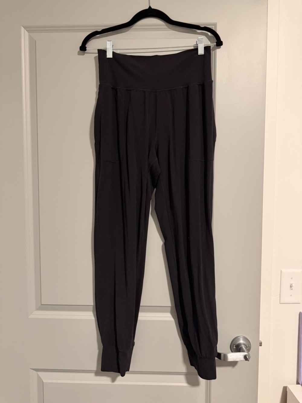 Athleta Salutation Joggers